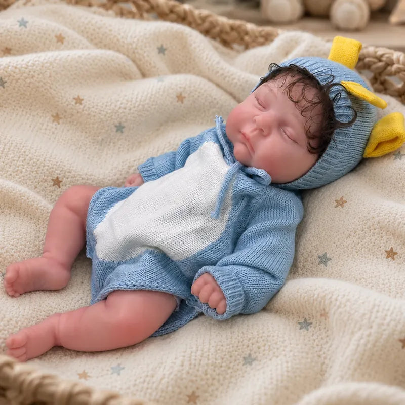 Full Silicone Reborn Baby Doll – Cozy nursery and pretend-play companion